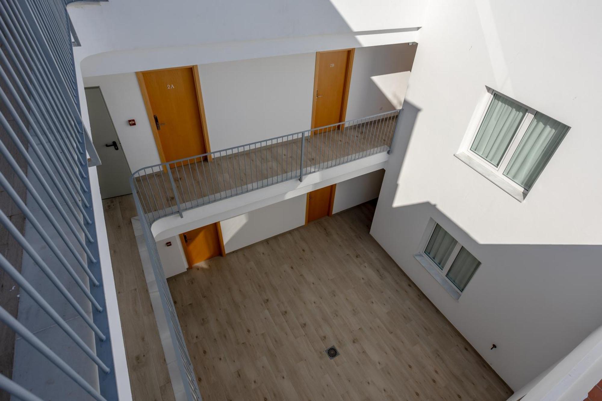 Hotel Oasis Centro Кониль-де-ла-Фронтера Экстерьер фото